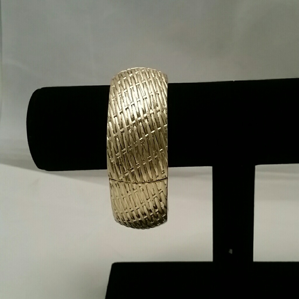 *4for$20* Lia Sophia